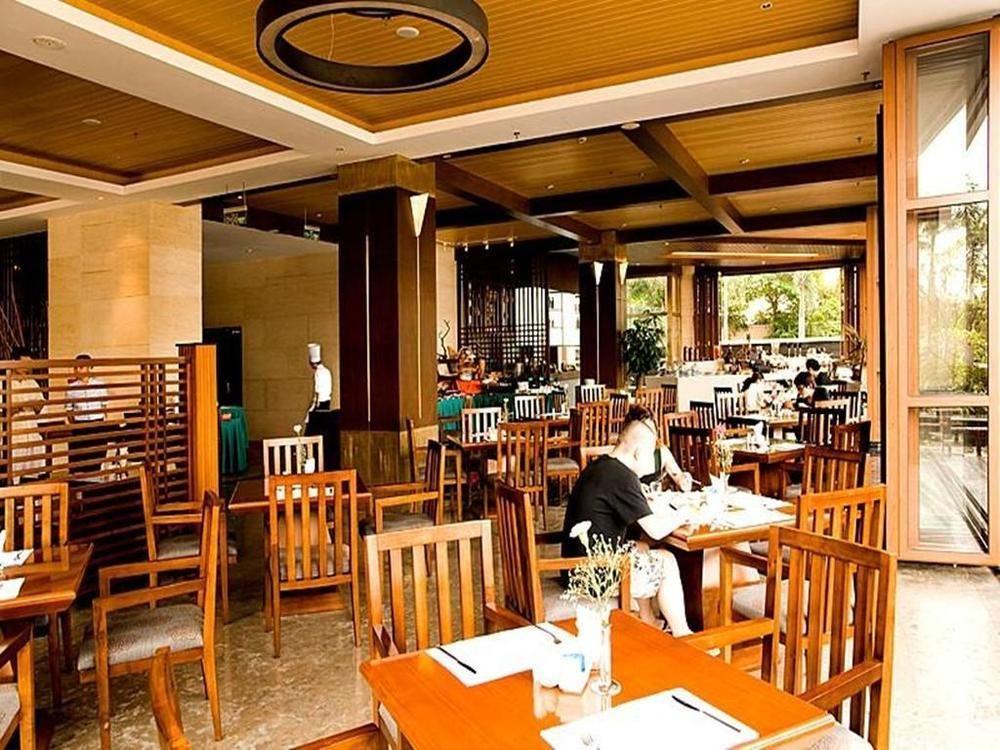 Marina Spa Hotel Sanya Exteriör bild