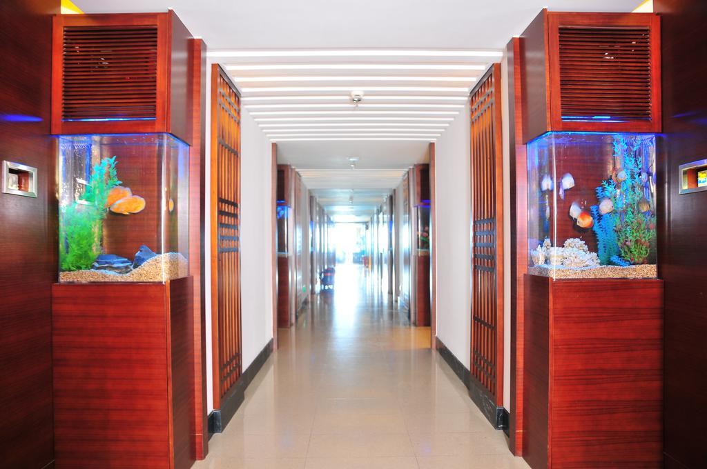 Marina Spa Hotel Sanya Exteriör bild