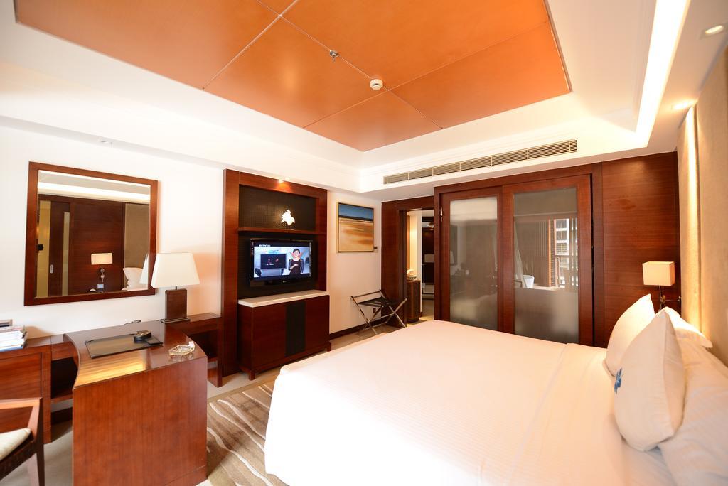 Marina Spa Hotel Sanya Exteriör bild