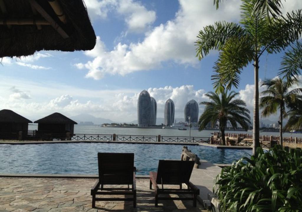 Marina Spa Hotel Sanya Exteriör bild