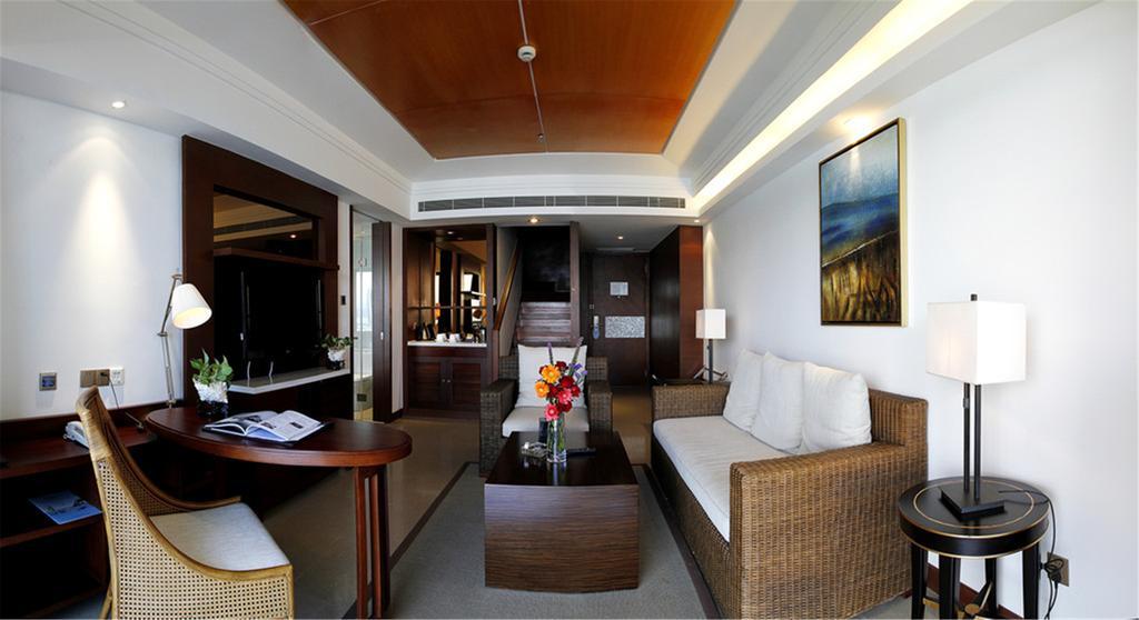 Marina Spa Hotel Sanya Exteriör bild