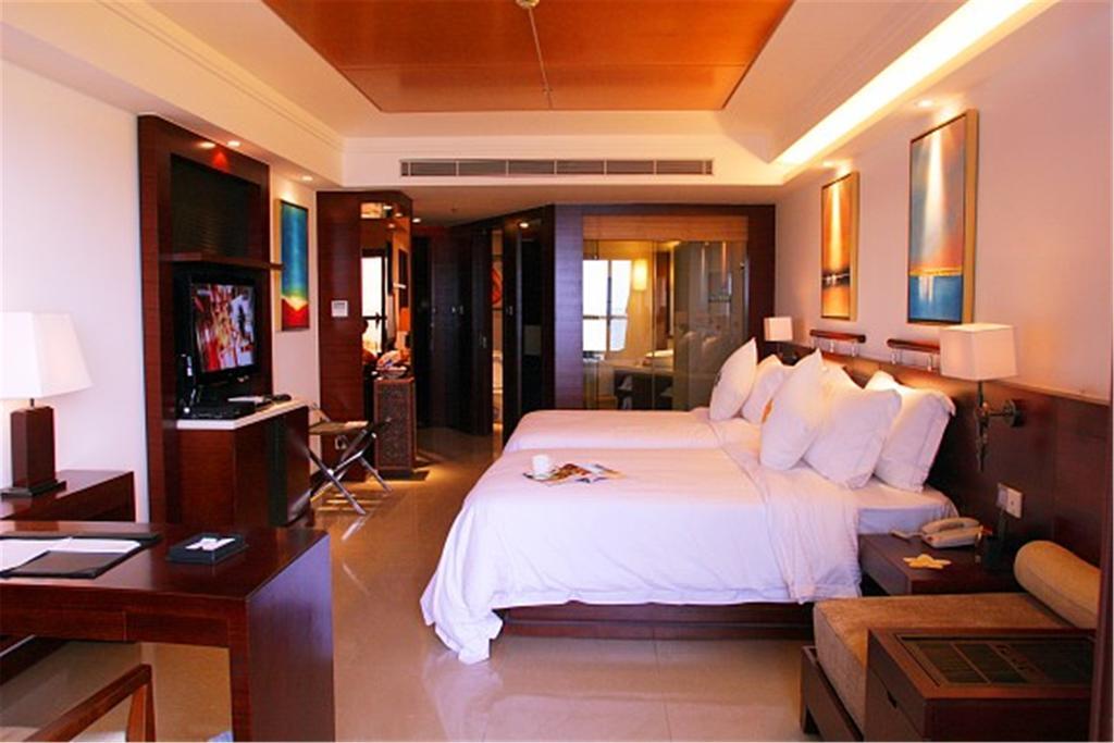 Marina Spa Hotel Sanya Exteriör bild